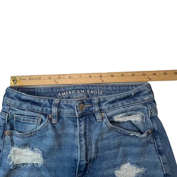 American Eagle Mom Straight Jeans Size 4 High Rise Distressed Ripped Knee - Picture 8 of 15